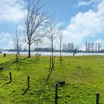 Beautiful With Sauna Near Rotterdam Hébergement de vacances