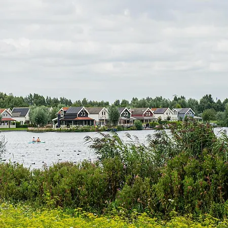 Hébergement de vacances Beautiful With Sauna Near Rotterdam Simonshaven
