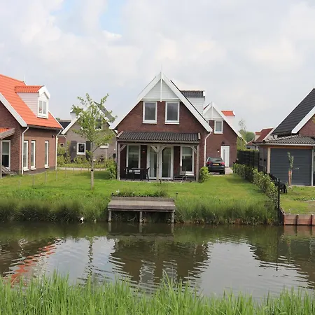 Beautiful With Sauna Near Rotterdam Simonshaven
