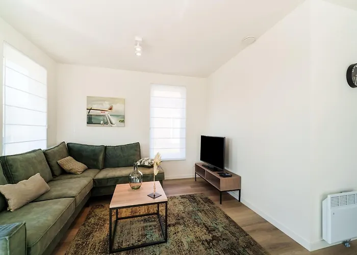 With Sauna Near A Dom wakacyjny *