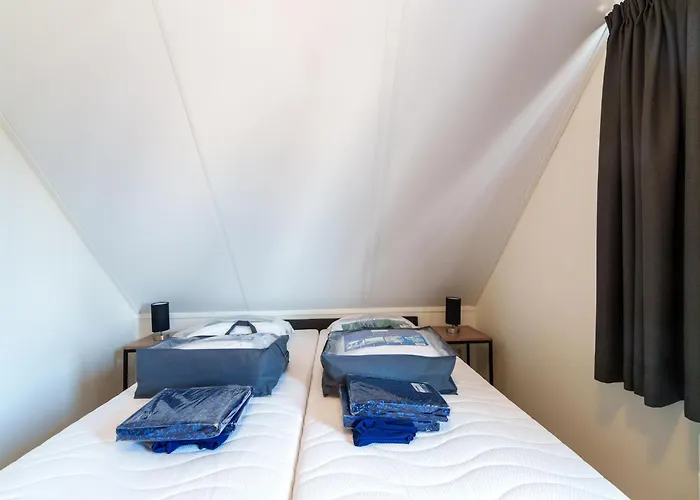 With Sauna Near A Dom wakacyjny Simonshaven