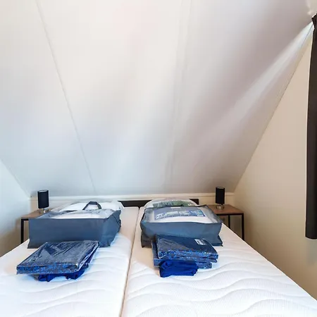 Beautiful With Sauna Near Rotterdam Casa vacanze Simonshaven