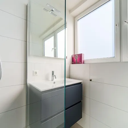 Vakantiehuis With Sauna Near A *