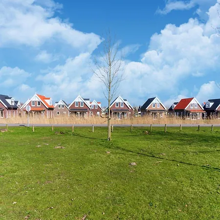 Beautiful With Sauna Near Rotterdam Simonshaven